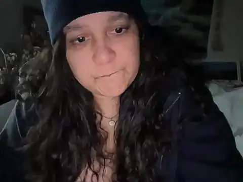 MelanieFawker online show from 10.23.25