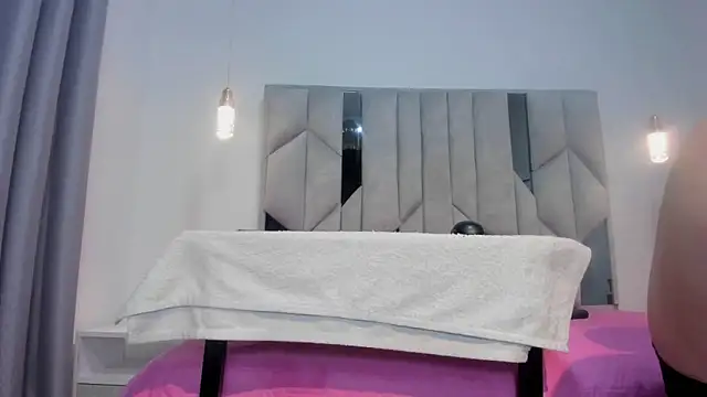 Malu M online show from 11.24.25