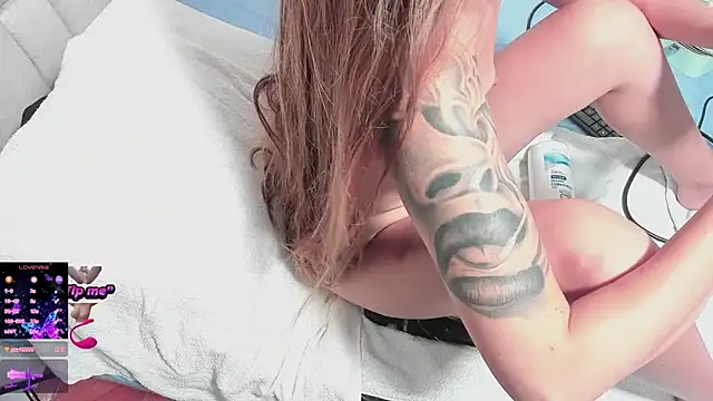 blondeb201 online show from 09.24.25