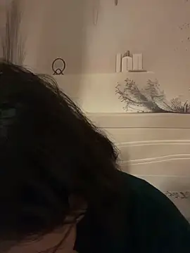 Snapshot of Eliza-E chatting on 02.08.26 Eliza-E online show from 02.08.26