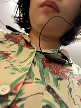 Eliza-E online show from 03.02.26