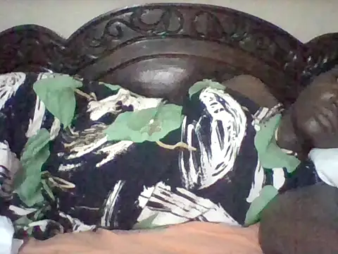 missarpie online show from 10.22.25