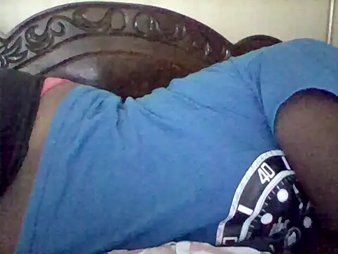 missarpie online show from 12.21.25