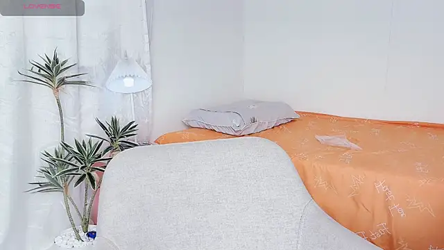 Snapshot of I_Am_Boo chatting on 09.23.25 I Am Boo online show from 09.23.25