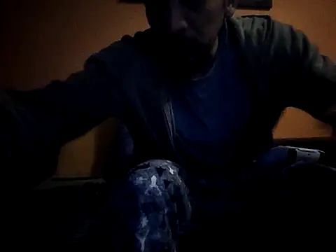 Snapshot of Angel_Coronel chatting on 02.18.25 Angel Coronel online show from 02.18.25