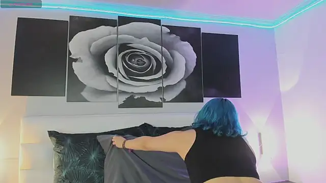 sofi bakerr online show from 10.21.25