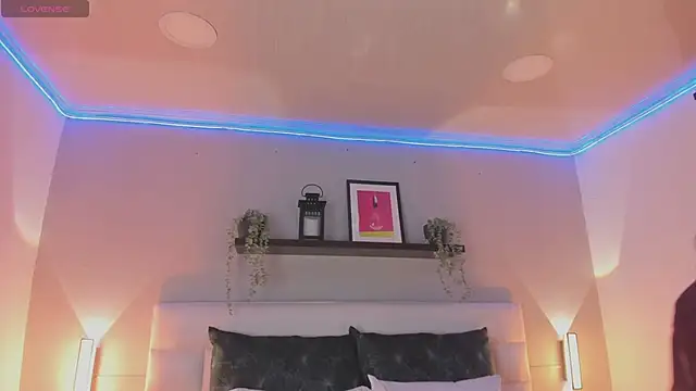 sofi bakerr online show from 04.01.26