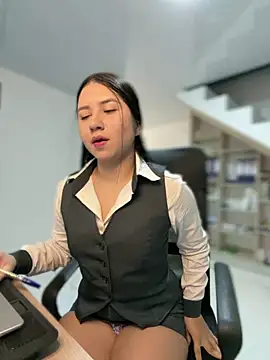 VAL PRINCESS online show from 03.10.26