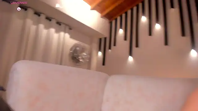 AliceHarper  online show from 02.06.25