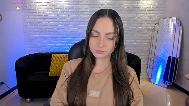 AliceHarper  online show from 03.04.25