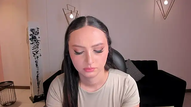 AliceHarper  online show from 09.22.25