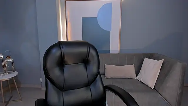 AliceHarper  online show from 12.21.25