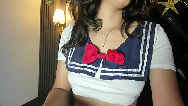 Snapshot of CoralineSanchez chatting on 02.04.26 CoralineSanchez online show from 02.04.26