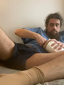 Snapshot of feetlover3611 chatting on 12.15.24 feetlover3611 online show from 12.15.24