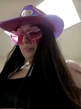 PhatAss Kummmilla online show from 01.25.25