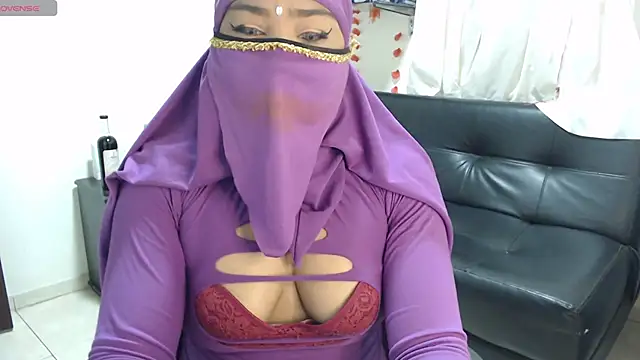 Aaliyah brown online show from 12.24.24