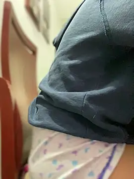 Salome golvert online show from 03.06.25