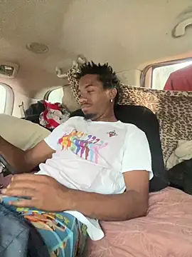 SlimeCrownzOut5 online show from 12.24.24