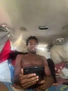 SlimeCrownzOut5 online show from 12.27.24