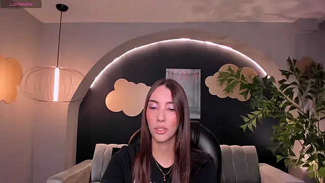 AnaisNin online show from 02.10.25