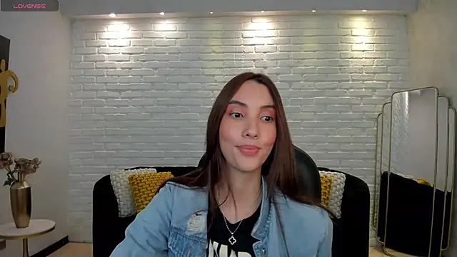 AnaisNin online show from 11.07.25