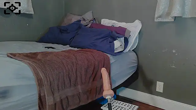 Snapshot of paytonkelly chatting on 02.10.25 paytonkelly online show from 02.10.25