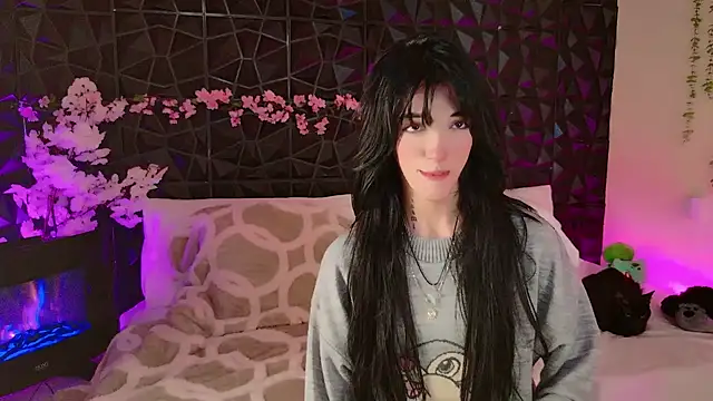 Snapshot of Finibondi chatting on 10.10.25 Finibondi online show from 10.10.25