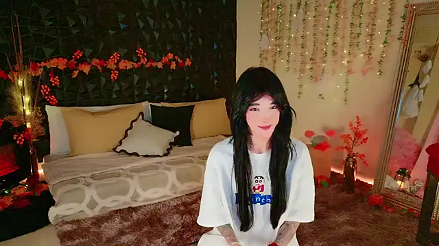 Snapshot of Finibondi chatting on 11.10.25 Finibondi online show from 11.10.25