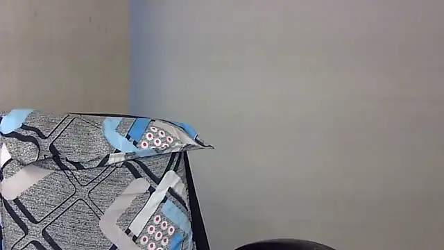 lola-   online show from 10.15.25