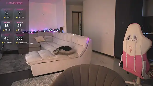 Snapshot of Your_Sweet_Julia chatting on 02.15.26 Your Sweet Julia online show from 02.15.26