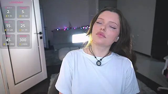 Snapshot of Your_Sweet_Julia chatting on 03.29.26 Your Sweet Julia online show from 03.29.26