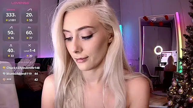 LoryWood online show from 12.21.24