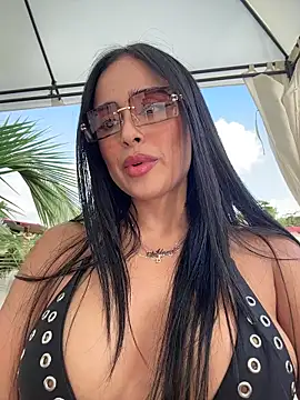 Alexandra duque online show from 11.07.25