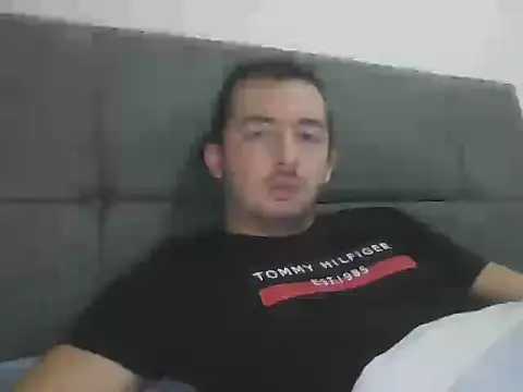 laynufff online show from 10.19.25