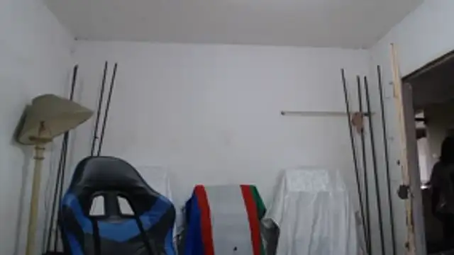 yohatinelly07 online show from 11.12.25