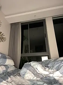 Snapshot of JuicyFruits93 chatting on 02.14.25 JuicyFruits93 online show from 02.14.25