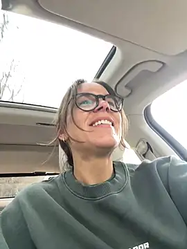 Snapshot of JuicyFruits93 chatting on 03.22.25 JuicyFruits93 online show from 03.22.25