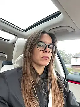 Snapshot of JuicyFruits93 chatting on 03.23.25 JuicyFruits93 online show from 03.23.25