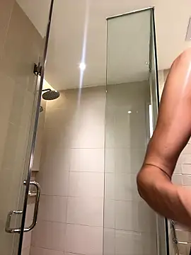 Snapshot of JuicyFruits93 chatting on 01.14.26 JuicyFruits93 online show from 01.14.26