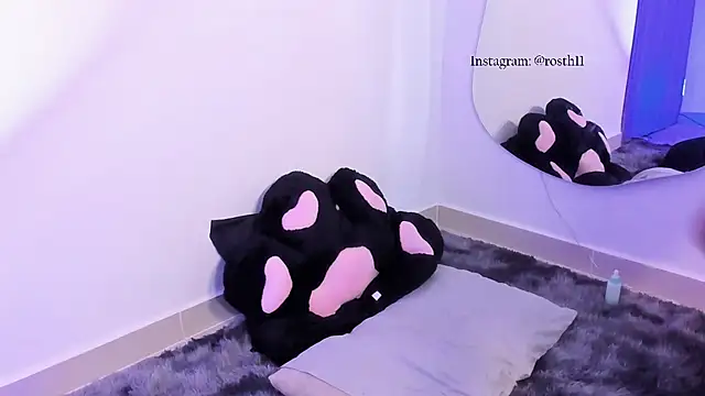 rossth1 online show from 02.10.25