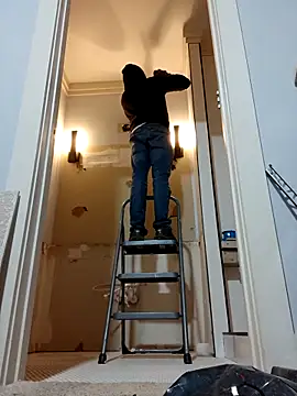 1BeautyN1Beast online show from 02.15.25