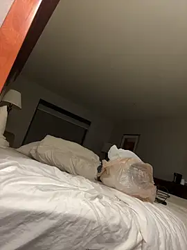 1BeautyN1Beast online show from 11.11.25