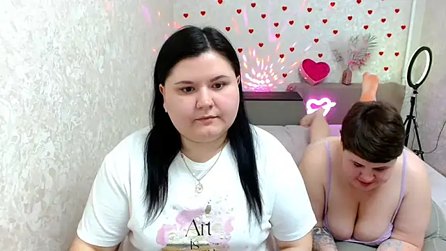 Snapshot of BeckyAndHellen chatting on 02.23.25 BeckyAndHellen online show from 02.23.25