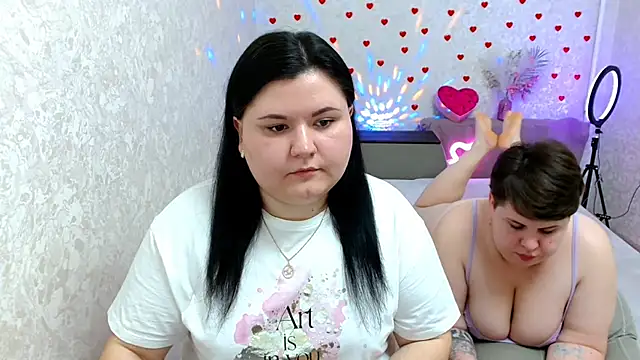 Snapshot of BeckyAndHellen chatting on 02.24.25 BeckyAndHellen online show from 02.24.25