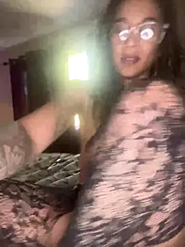 Shuggabutt online show from 12.07.24