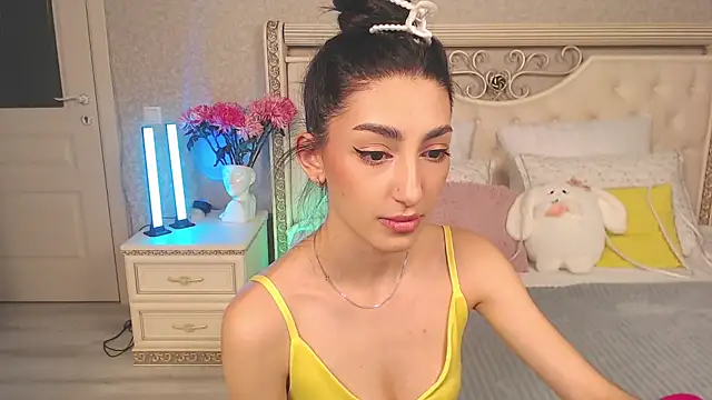 Lina Robbins online show from 02.18.26