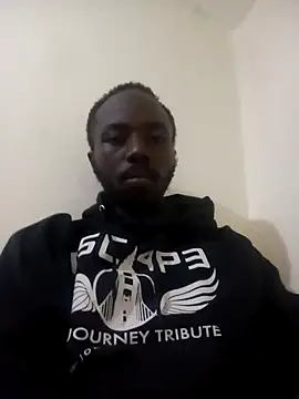 Snapshot of Cedric254 chatting on 10.29.25 Cedric254 online show from 10.29.25