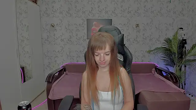Eva Rosec online show from 12.10.24