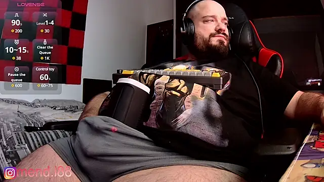 menditeta1 online show from 02.18.25