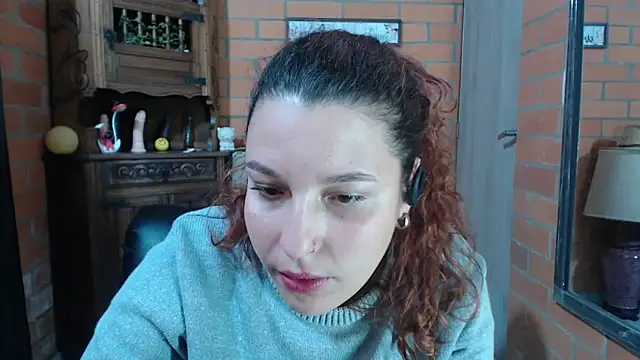 Snapshot of alexia_87 chatting on 11.20.25 alexia 87 online show from 11.20.25